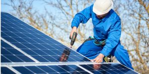 Installation Maintenance Panneaux Solaires Photovoltaïques à Malouy